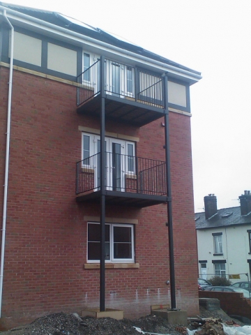 Langley Projects Ltd  Balconies - Bradford Road Balconies   photogtaphy Balconies_Bradford_Road1-640x480