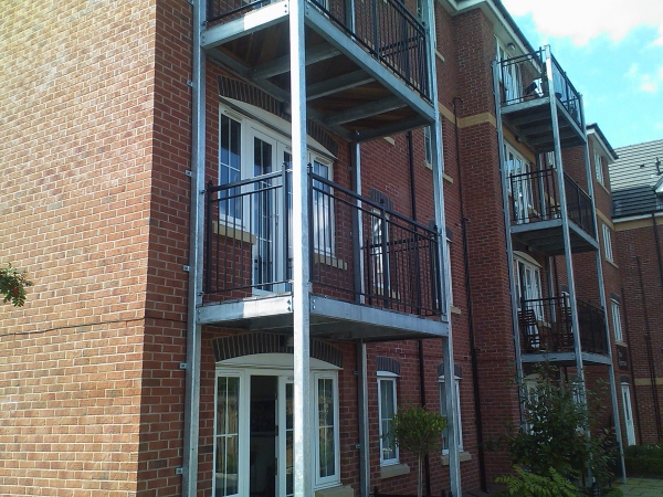 Langley Projects Ltd  Balconies - Nantwich Balconies   photogtaphy Balconies_Nantwich-640x480