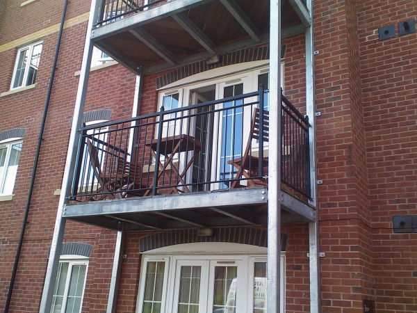 Langley Projects Ltd  Balconies - Nantwich Balconies   photogtaphy Balconies_Nantwich2-640x480