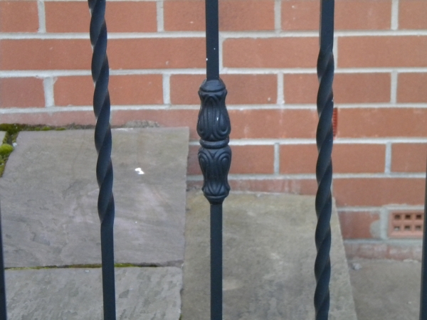 Langley Projects Ltd  Balustrades - Bowler Hat Balustrades   photogtaphy Balustrades_Bowler_Hat8-640x480