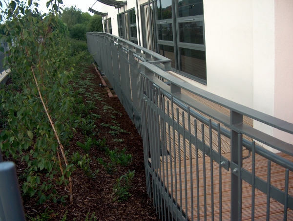 Langley Projects Ltd  Balustrades - Eastgate Walkway Balustrades   photogtaphy Balustrades_Eastgate_Walkway2-640x480