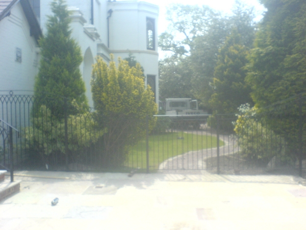 Langley Projects Ltd  Balustrades - Gothic Steps Balustrades   photogtaphy Balustrades_Gothic_steps2-640x480