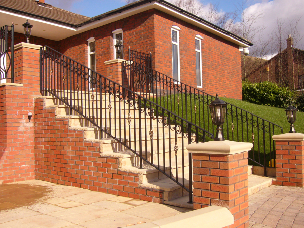 Langley Projects Ltd  Balustrades Balustrades   photogtaphy Balustrades_Scholes2-640x480