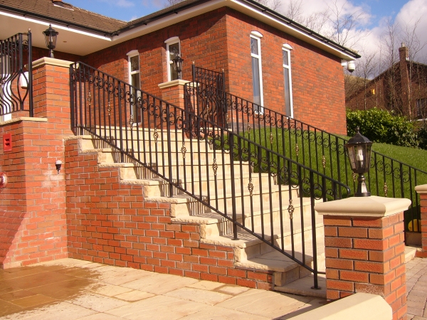 Langley Projects Ltd  Balustrades Balustrades   photogtaphy Balustrades_Scholes6-640x480