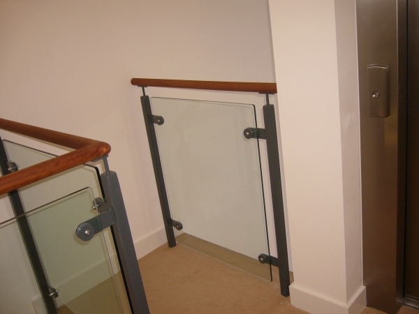 Langley Projects Ltd  Balustrades - School Lane Stairs Balustrades   photogtaphy Balustrades_School_Stairs2-640x480