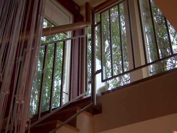 Langley Projects Ltd  Balutrades to private staircase Balustrades   photogtaphy Balustrades_Uller4-640x480