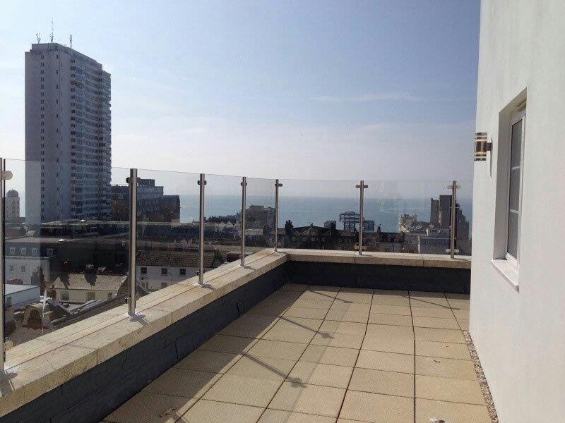 Langley Projects Ltd  Balustrades - Glass - Brighton Balustrades   photogtaphy Brighton-Balustrading