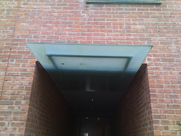 Langley Projects Ltd  Canopies - Green Lane   photogtaphy Canopy_Green_Lane2-640x480