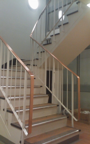 Langley Projects Ltd  Copper Handrails Handraits   photogtaphy Handrails_Copper1-640x480