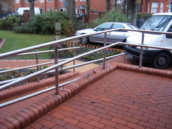 Langley Projects Ltd  Handrails   photogtaphy Handrails_Withington1