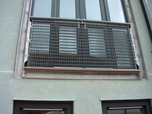 Langley Projects Ltd  Juliet Balconies - Temple Juliet Balconies   photogtaphy Juliets_Temple4-640x480