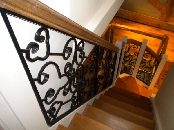 Langley Projects Ltd  Balustrades - Ornate Balustrades   photogtaphy Ornate_Balustrades4-640x480