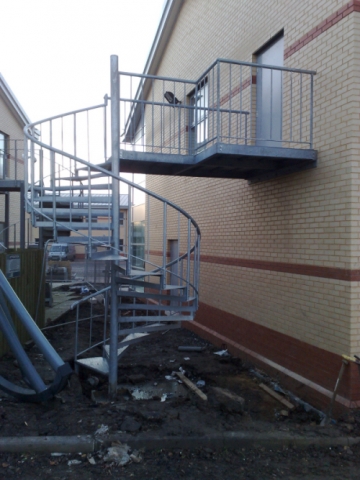 Langley Projects Ltd Business Homes Spiral Staircase Staircases and Spirals photogtaphy S1raircases_BH1-640x480 Langley Projects Ltd Business Homes Spiral Staircase Staircases and Spirals photogtaphy S1raircases_BH1-640x480