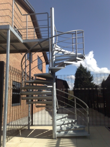 Langley Projects Ltd  Ashville Point Staircases and Spirals   photogtaphy Sraircases_APSpiral3-640x480