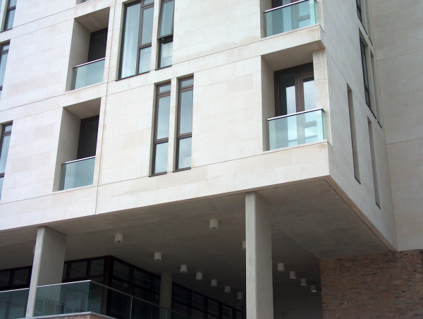 Langley Projects Ltd  Stainless Steel   photogtaphy Stainless_P_Balconies1