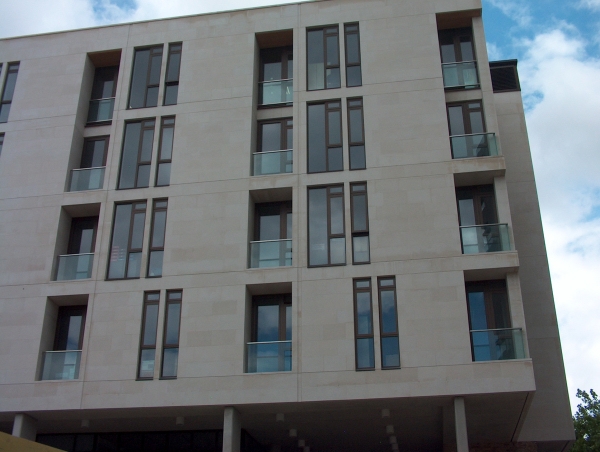 Langley Projects Ltd  Plymouth Balconies Stainless Steel   photogtaphy Stainless_P_Balconies3-640x480