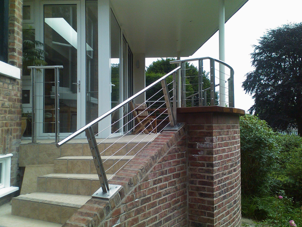 Langley Projects Ltd  Stainless Steel   photogtaphy Stainless_RopedBalustrades2