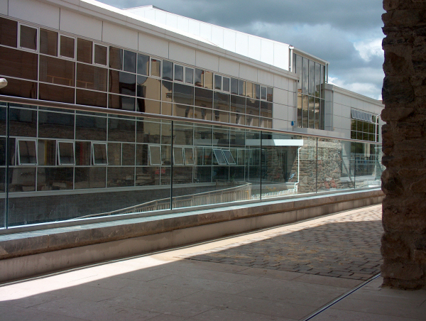 Langley Projects Ltd Plymouth Structural Glass Stainless Steel photogtaphy Stainless_Structural_Glass5-640x480 Langley Projects Ltd Plymouth Structural Glass Stainless Steel photogtaphy Stainless_Structural_Glass5-640x480