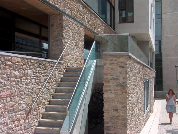 Langley Projects Ltd Plymouth Structural Glass Stainless Steel photogtaphy Stainless_Structural_Glass7-640x480 Langley Projects Ltd Plymouth Structural Glass Stainless Steel photogtaphy Stainless_Structural_Glass7-640x480