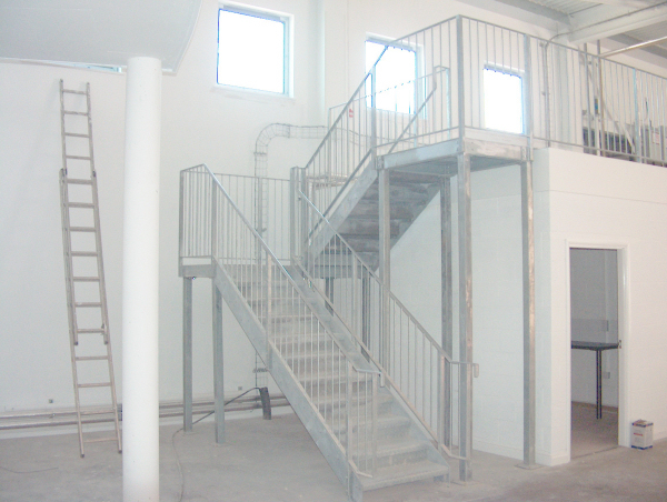Langley Projects Ltd  Eastgate Mezz Stairs Staircases and Spirals   photogtaphy Staircases_E_Mezz1-640x480