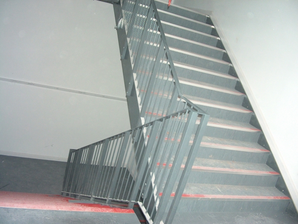 Langley Projects Ltd  Eastgate Main Staircase Staircases and Spirals   photogtaphy Staircases_E_m3-640x480