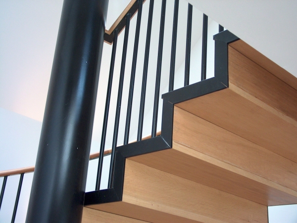 Langley Projects Ltd  Internal Feature Spiral Staircases and Spirals   photogtaphy Staircases_F_S2-640x480