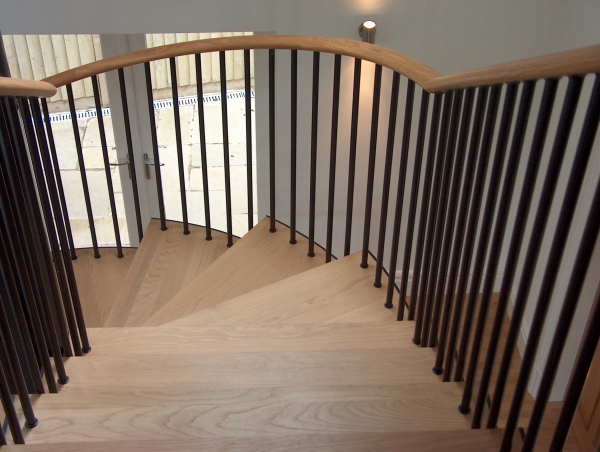 Langley Projects Ltd  Internal Feature Spiral Staircases and Spirals   photogtaphy Staircases_F_S5-640x480