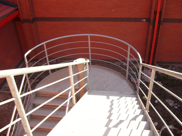 Langley Projects Ltd  Maghull High School Staircases and Spirals   photogtaphy Staircases_Maghull_05