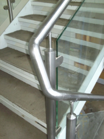 Langley Projects Ltd  Muirfield Staircases and Spirals   photogtaphy Staircases_Muirfield4-640x480