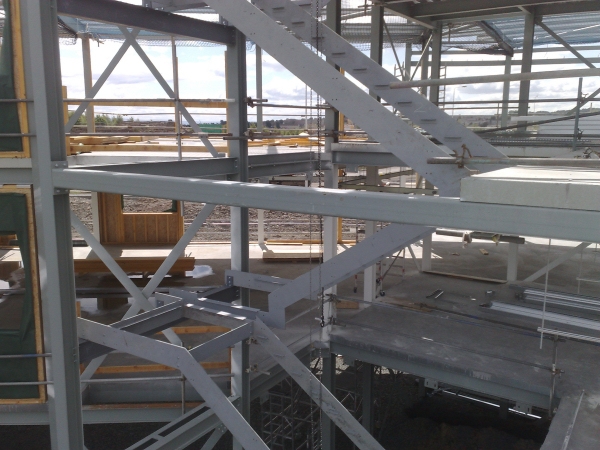 Langley Projects Ltd  Muirfield Staircases and Spirals   photogtaphy Staircases_Muirfield8-640x480