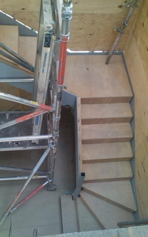 Langley Projects Ltd  Stairs - Westerham Staircases and Spirals   photogtaphy Stairs_Westerham2-640x480