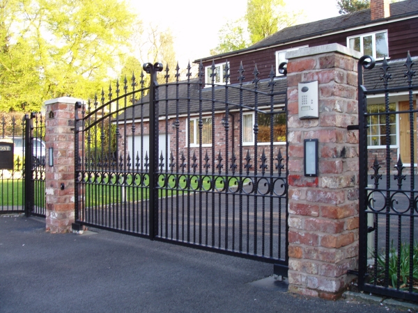 Langley Projects Ltd Automatic Gates Gates photogtaphy Tonys_Gate11-640x480 Langley Projects Ltd Automatic Gates Gates photogtaphy Tonys_Gate11-640x480