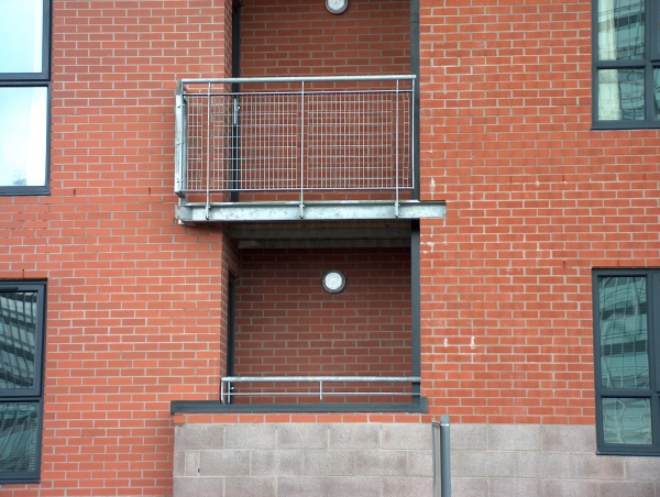 Langley Projects Ltd  Balconies - Lynx Apartments Balconies   photogtaphy balconies_Linx15-640x480