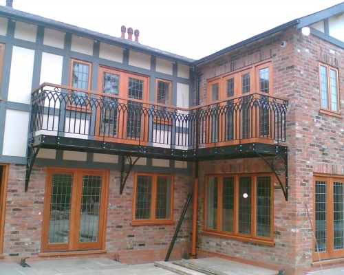 Langley Projects Ltd Balconies - Gothic Style Balconies photogtaphy balconies_Pwnall_Farm1-640x480 Langley Projects Ltd Balconies - Gothic Style Balconies photogtaphy balconies_Pwnall_Farm1-640x480